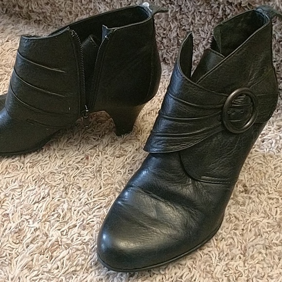 Born boots - Picture 3 of 5